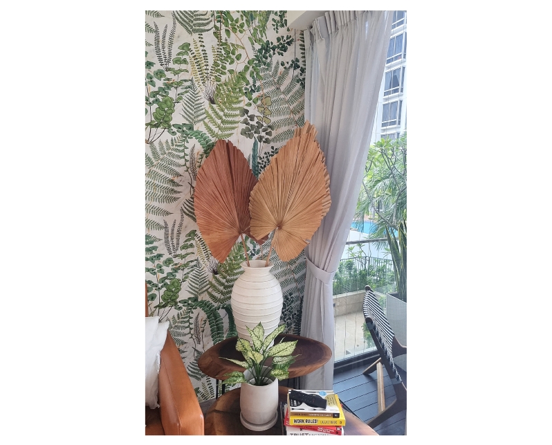 Tropical wallpaper to refresh your living room